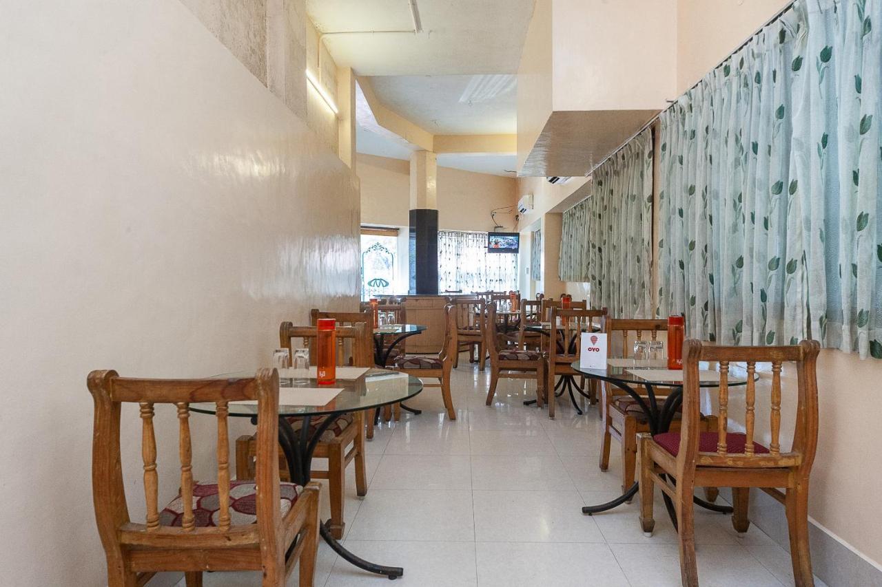 Hotel Manhattan Chennai Ngoại thất bức ảnh